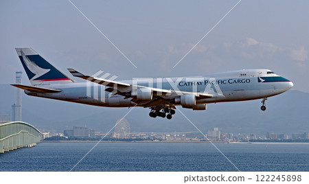 國泰航空 B747 關西國際機場胸針 122245898