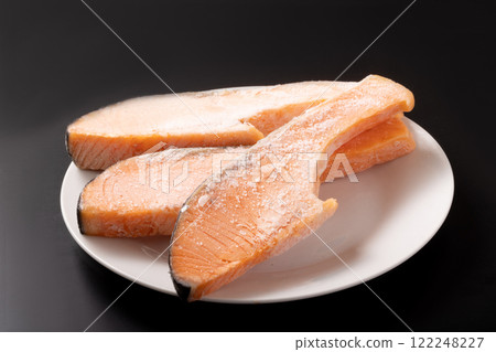 [Frozen] Coho salmon fillets 122248227