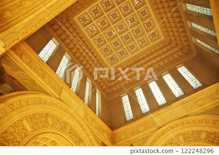 Ceiling of the central hall of the National Diet Building 122248296