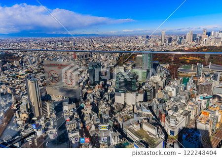 從東京都澀谷區澀谷 Scramble 廣場的展望設施 SHIBUYA SKY 眺望 122248404