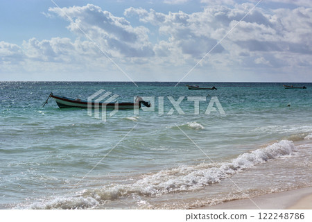 The boat in the Caribbean Sea on a sunny day. 122248786