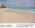 Sea shore on the Caribbean beach in the Zona Hoteleria in Cancun. 122248797