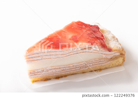 Strawberry Mille Crepe Strawberry Mille Crepe 122249376