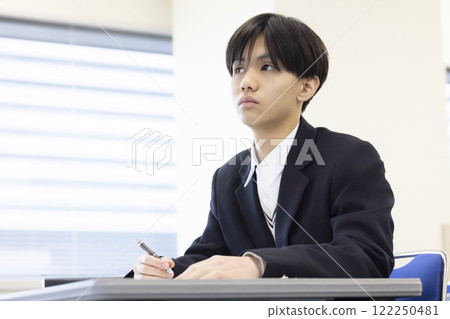 Students taking classes 122250481