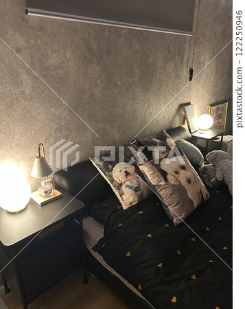 Bedroom Interior 122250946