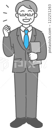 一位資深商人/老師拿著筆記型電腦並打拳頭的全身插圖 122251263