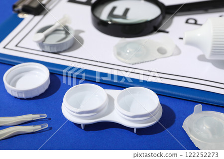 Contact lenses for eyes with a container for their storage and accessories Contact lenses for eyes with a container for their storage and accessories 122252273