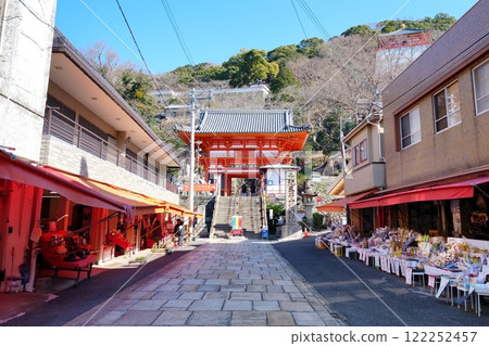 和歌山縣君井寺參道旁的特產店【1月】 122252457