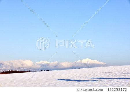 藍天和大雪山和複製空間 122253172