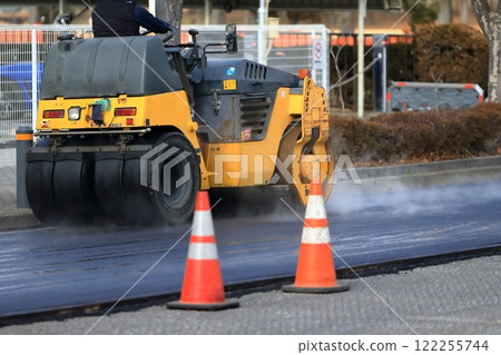 鋪路工作 122255744