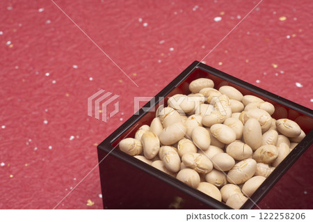 Setsubun bean throwing: Roasted soybeans Setsubun bean throwing: Roasted soybeans 122258206