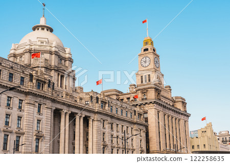 Cityscape view of Shanghai city in the morning. Skyscraper of The Bund, historical district in central Shanghai, China. landmark and popular for tourism attractions. Travel and Vacation concept 122258635