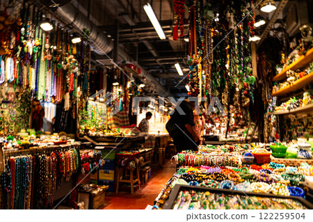 油麻地,香港九龍半島油麻地的玉石市場 油麻地,香港九龍半島油麻地的玉石市場 122259504
