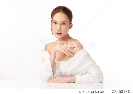 Beautiful young asian woman with clean fresh skin on white background, Face care, Facial treatment, Cosmetology, beauty and spa, Asian women portrait. Beautiful young asian woman with clean fresh skin on white background, Face care, Facial treatment, Cosmetology, beauty and spa, Asian women portrait. 122260128