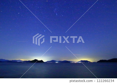 星空下漂浮的飛島街道和小芝島 星空下漂浮的飛島街道和小芝島 122260234