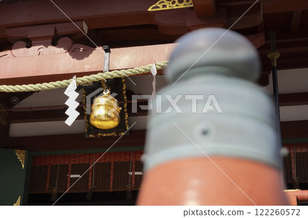 龜戶天神神社主殿的注連繩和紙膠帶 [神社圖片] 122260572