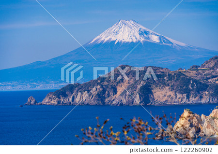 [靜岡縣] 西伊豆海岸線以外的富士山、小金崎、情人岬 122260902