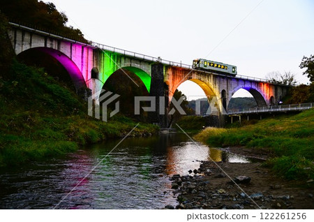 Illuminated Meganebashi Bridge, a Japanese night view heritage site 122261256