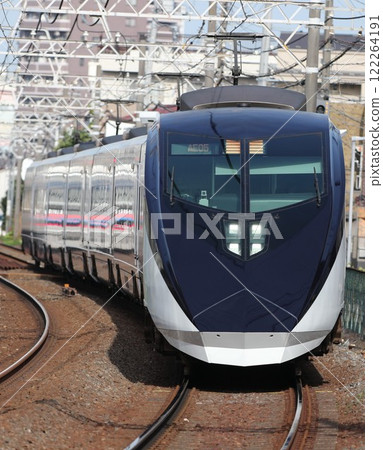 SKYLINER SKYLINER 122264191
