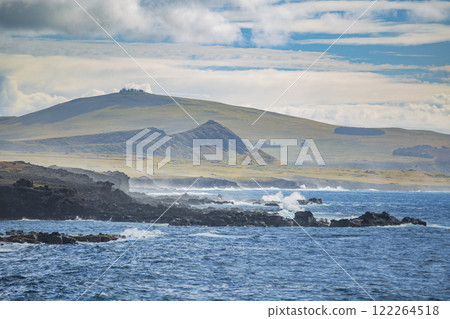 Ocean and Rano Raraku volcano on Easter Island 122264518