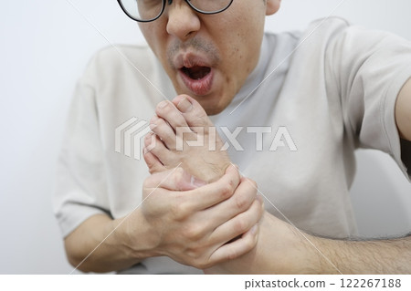 腳底臭的男人 腳底臭的男人 122267188