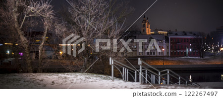 Night city center of Minsk in winter 122267497
