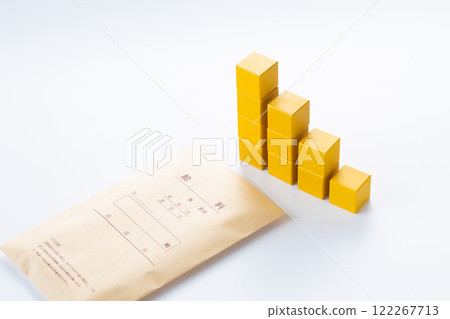 Yellow block graph and salary Yellow block graph and salary 122267713