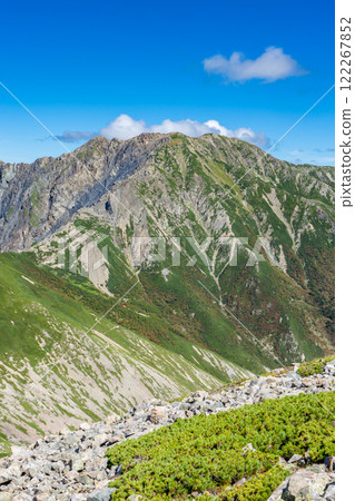 從小石山、赤石山登山看到的荒川山(前岳)南阿爾卑斯山 從小石山、赤石山登山看到的荒川山(前岳)南阿爾卑斯山 122267852