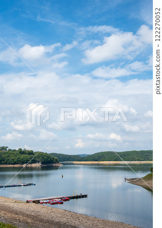 Iruka Pond seen from the sky, Inuyama City, Aichi Prefecture (aerial photography by drone) Iruka Pond seen from the sky, Inuyama City, Aichi Prefecture (aerial photography by drone) 122270052