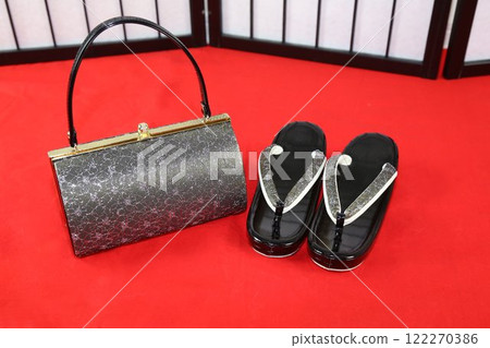 Adult furisode kimono accessories image Modern design black kimono bag and sandals Adult furisode kimono accessories image Modern design black kimono bag and sandals 122270386
