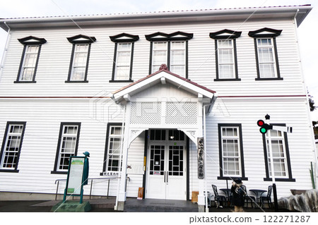 The building in Osako, Hanamaki City, Iwate Prefecture that was the model for Kenji Miyazawa's fairy tale "The Cat's Office" 122271287