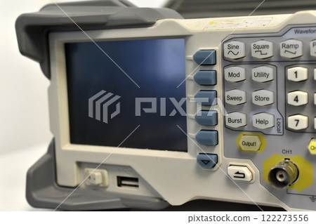 An electronic oscilloscope in the laboratory. A device for measuring voltage. 122273556