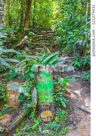 Hiking trail direction sign to Lopes Mendes on Ilha Grande. 122274432
