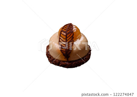 Sweet tart with pear lemon mousse cream and chocolate cake base 122274847