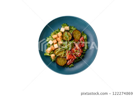Hearty delicious fried falafel made from chickpeas, cumin, hummus with salt and spices Hearty delicious fried falafel made from chickpeas, cumin, hummus with salt and spices 122274869
