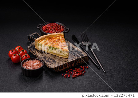 Delicious quiche with broccoli, chicken or salmon and cheese 122275471