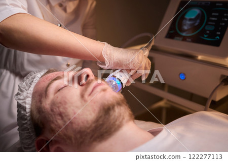 Experience an Innovative Skincare Treatment that Utilizes a High-tech Device for Best Results Experience an Innovative Skincare Treatment that Utilizes a High-tech Device for Best Results 122277113