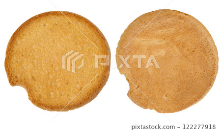 A round piece of bread made from white wheat flour, toast bread 122277918
