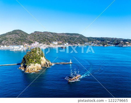 Shimoda Port and sightseeing boats (Shimoda City, Shizuoka Prefecture) Shimoda Port and sightseeing boats (Shimoda City, Shizuoka Prefecture) 122279665