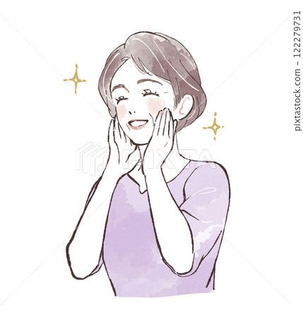 一個穿著紫色衣服的女人，手放在臉頰上很高興 122279731