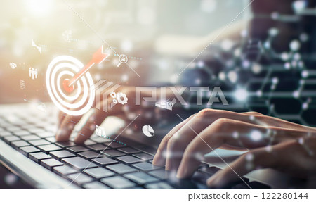 Identifying Customer Target Groups for Effective Marketing EIDE 122280144