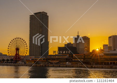 神戶臨港公園的美麗夜景 122281464