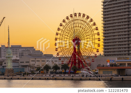 Beautiful evening view of Kobe Harborland 122281470