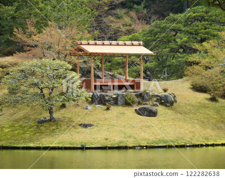 Shogakuin Umi Nobu Ukinawa bathing stool of a pearl of a pine tree Shogakuin Umi Nobu Ukinawa bathing stool of a pearl of a pine tree 122282638