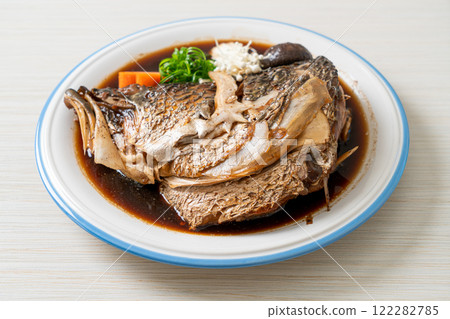 Boiled Fish Head with Soy Sauce 122282785