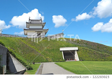 Seimeidai Tower at Utsunomiya Castle Ruins Park [Utsunomiya City, Tochigi Prefecture] 122283023