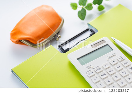 扣式皮夾、計算機和活頁夾 122283217