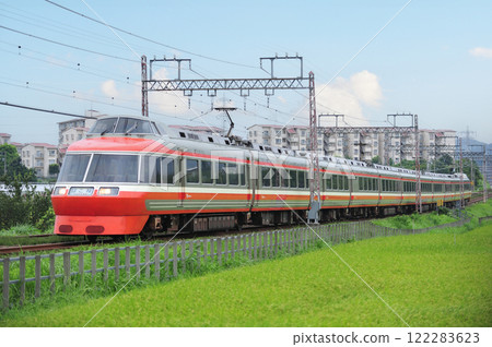 Odakyu Odawara Line Tsurumaki Onsen-Isehara Odakyu 7000 series 7003 train Hakone LSE Odakyu Odawara Line Tsurumaki Onsen-Isehara Odakyu 7000 series 7003 train Hakone LSE 122283623
