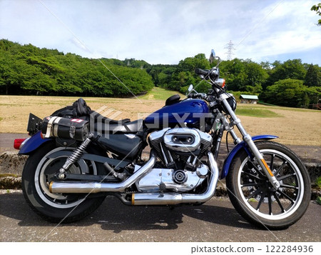 公園風景與自行車 122284936