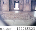 Agra Fort - Marble Fountain in the Tower of Captivity 3 122285323
